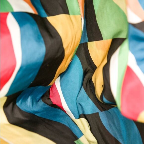 STAUD Colorful Wave Pattern Shoulder Bag - Picture 6 of 8